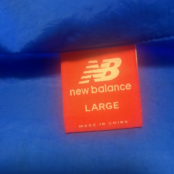 New balance, windbreaker men’s size large - Picture 2 of 4